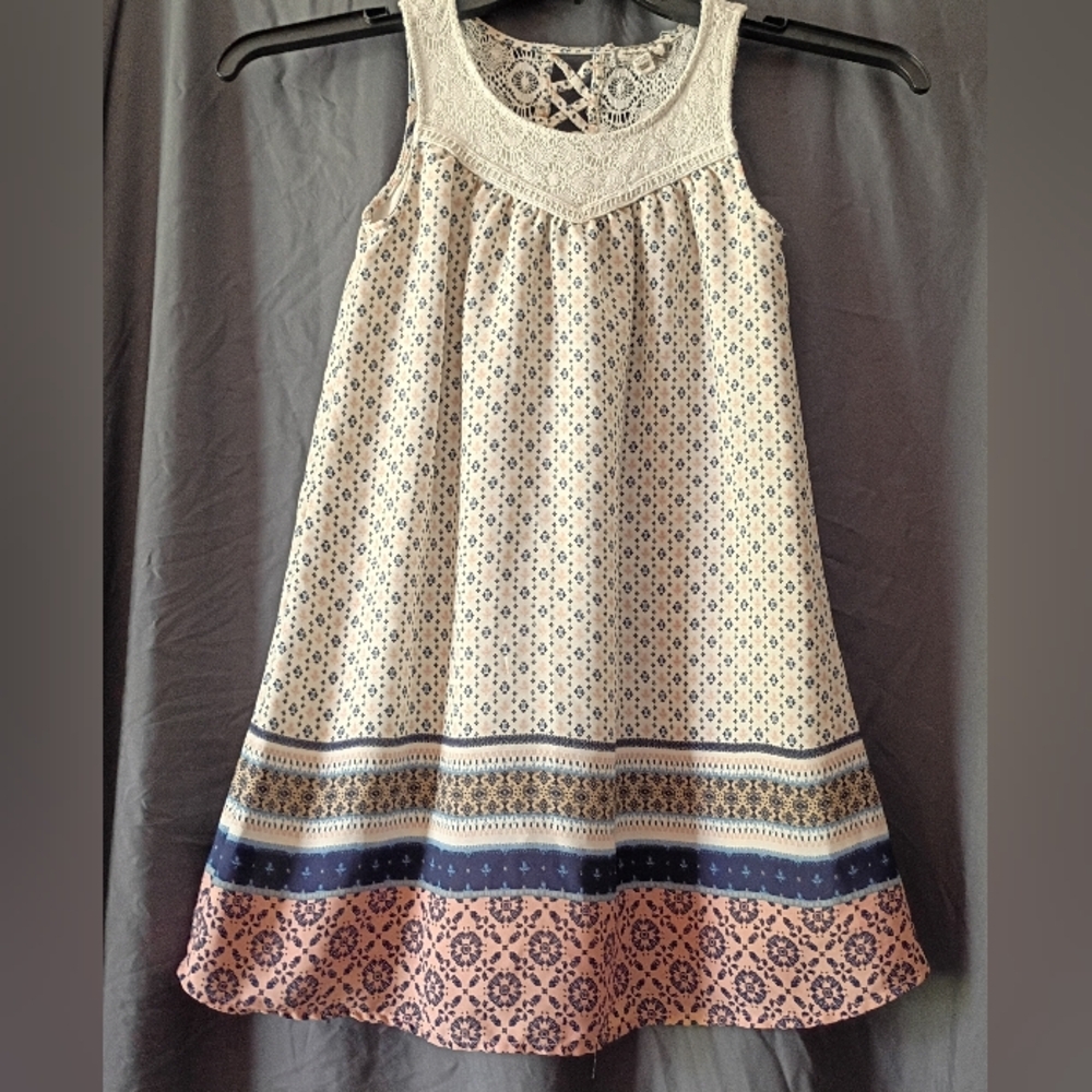 Eyeshadow Cream Dress with Navy and Blush Border